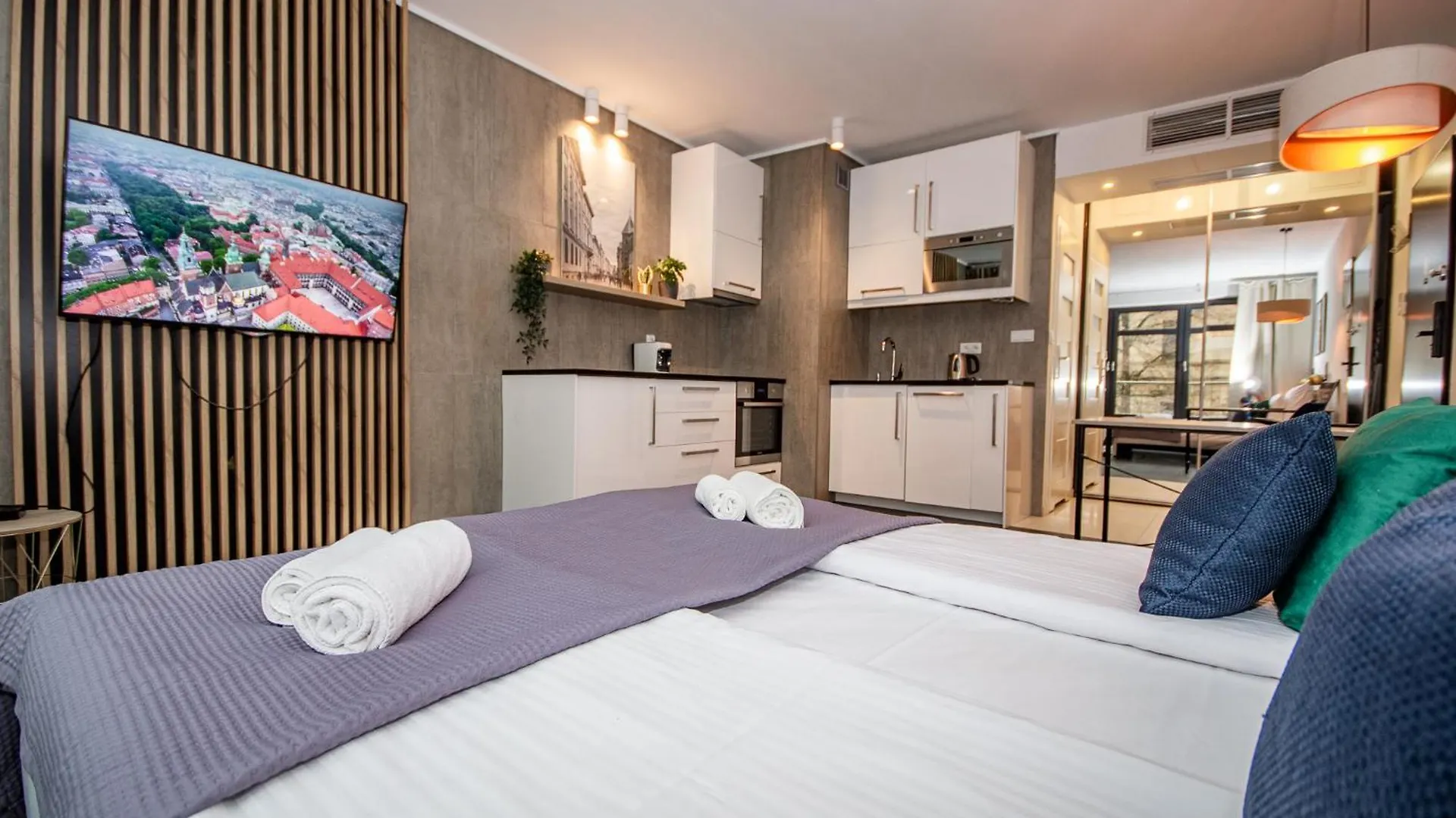 Inpoint Apartments G11 Near Old Town & Kazimierz District & Parking Option Cracovia