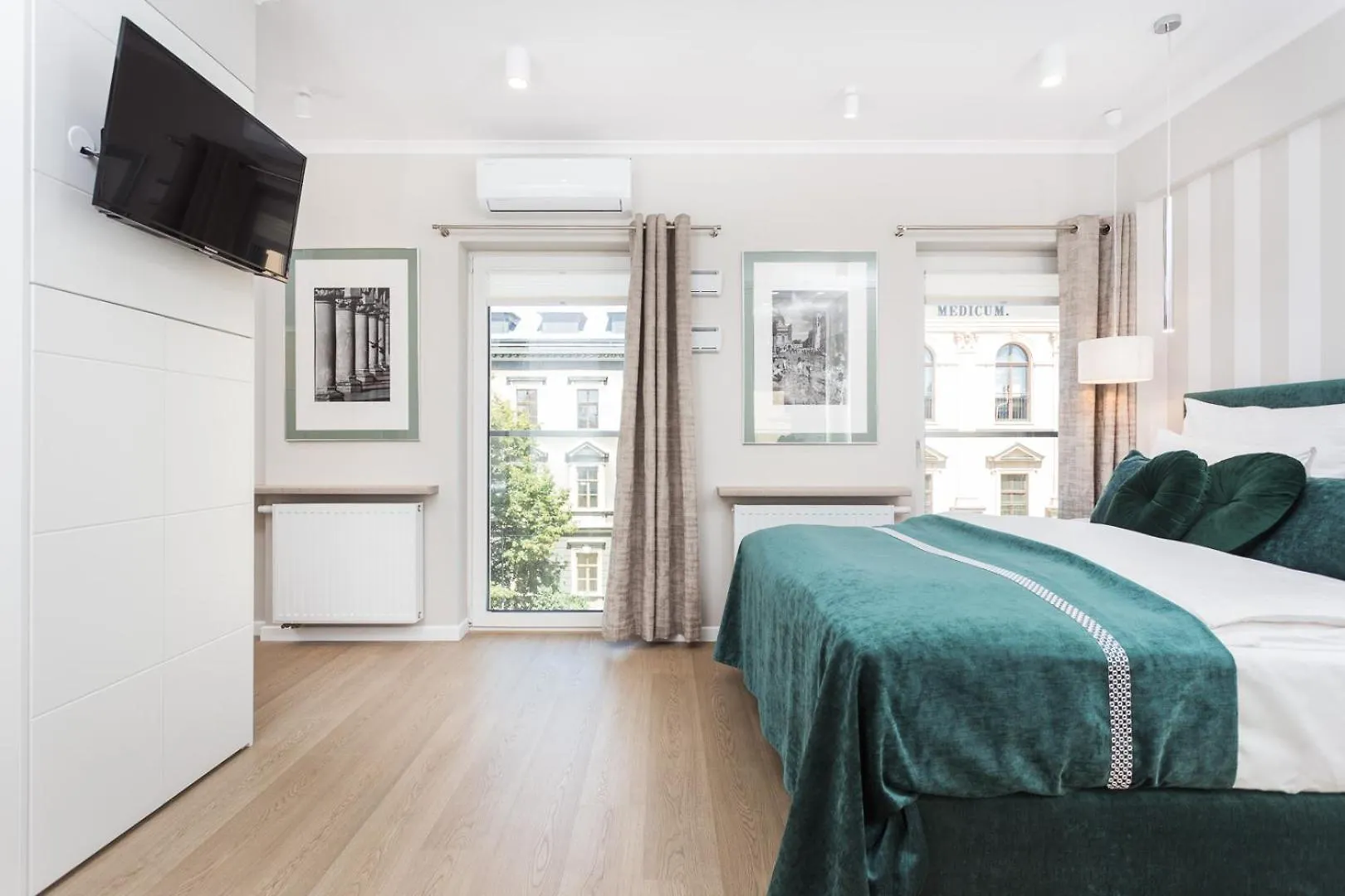 Inpoint Apartments G11 Near Old Town & Kazimierz District & Parking Option Cracovia