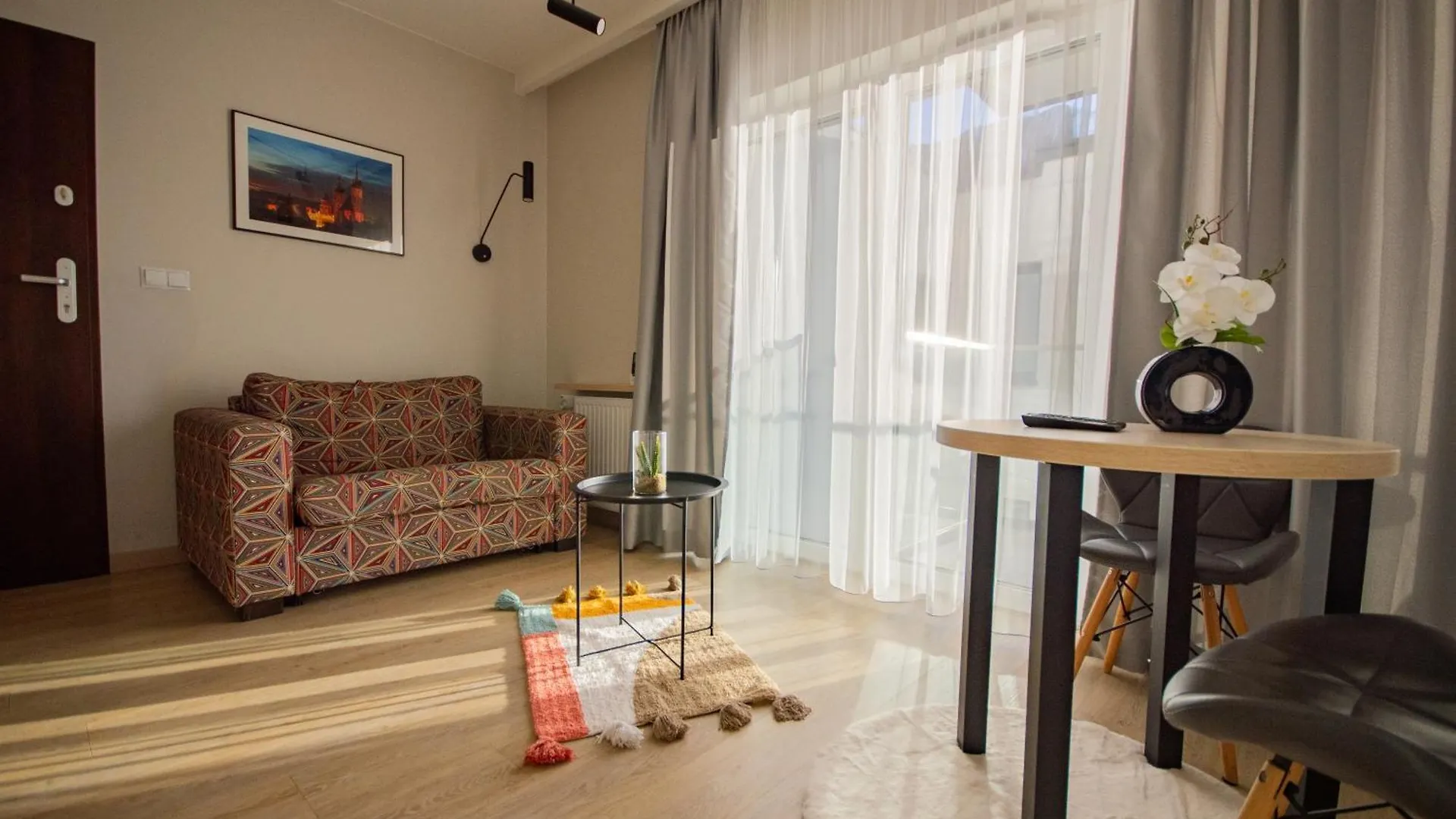 Inpoint Apartments G11 Near Old Town & Kazimierz District & Parking Option Cracovia