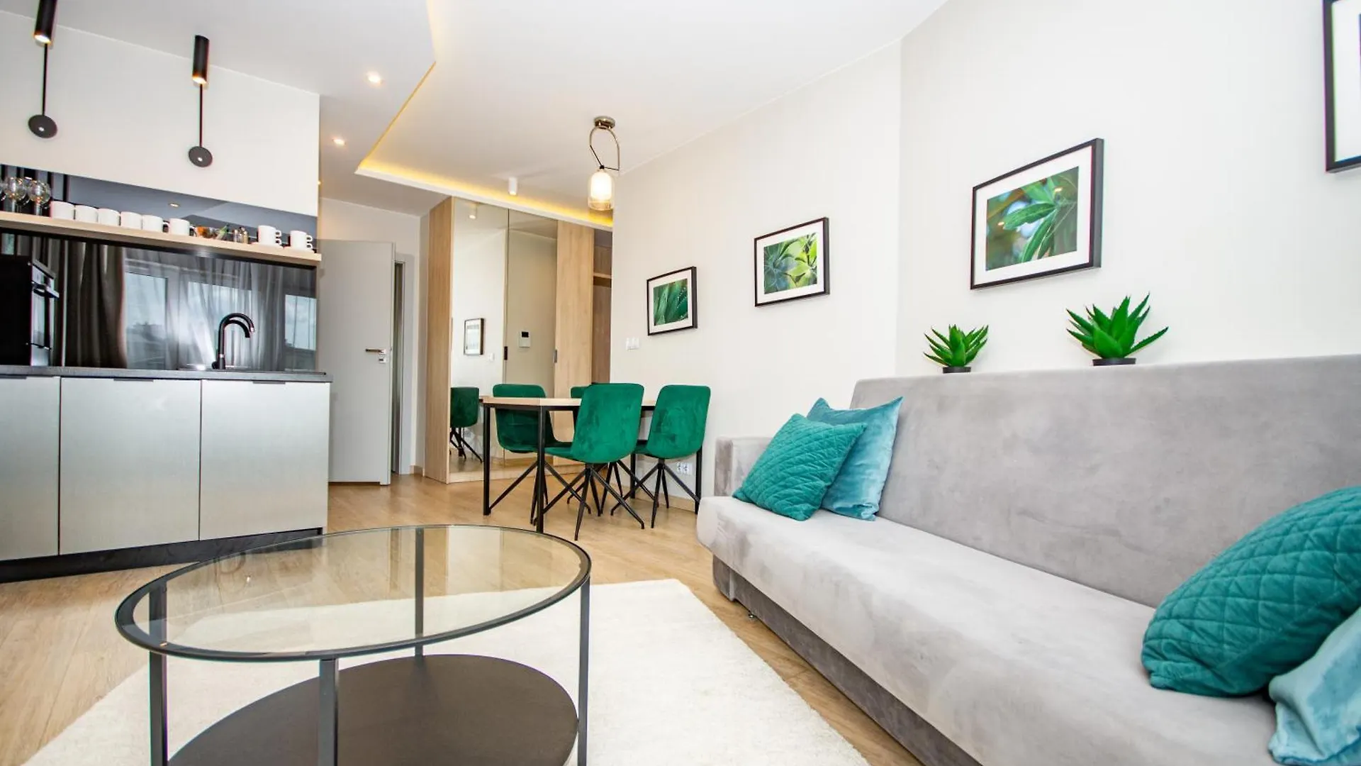 Inpoint Apartments G11 Near Old Town & Kazimierz District & Parking Option Cracovia