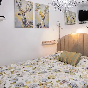 adica-apartment.hotels-lisbon-portugal.com/