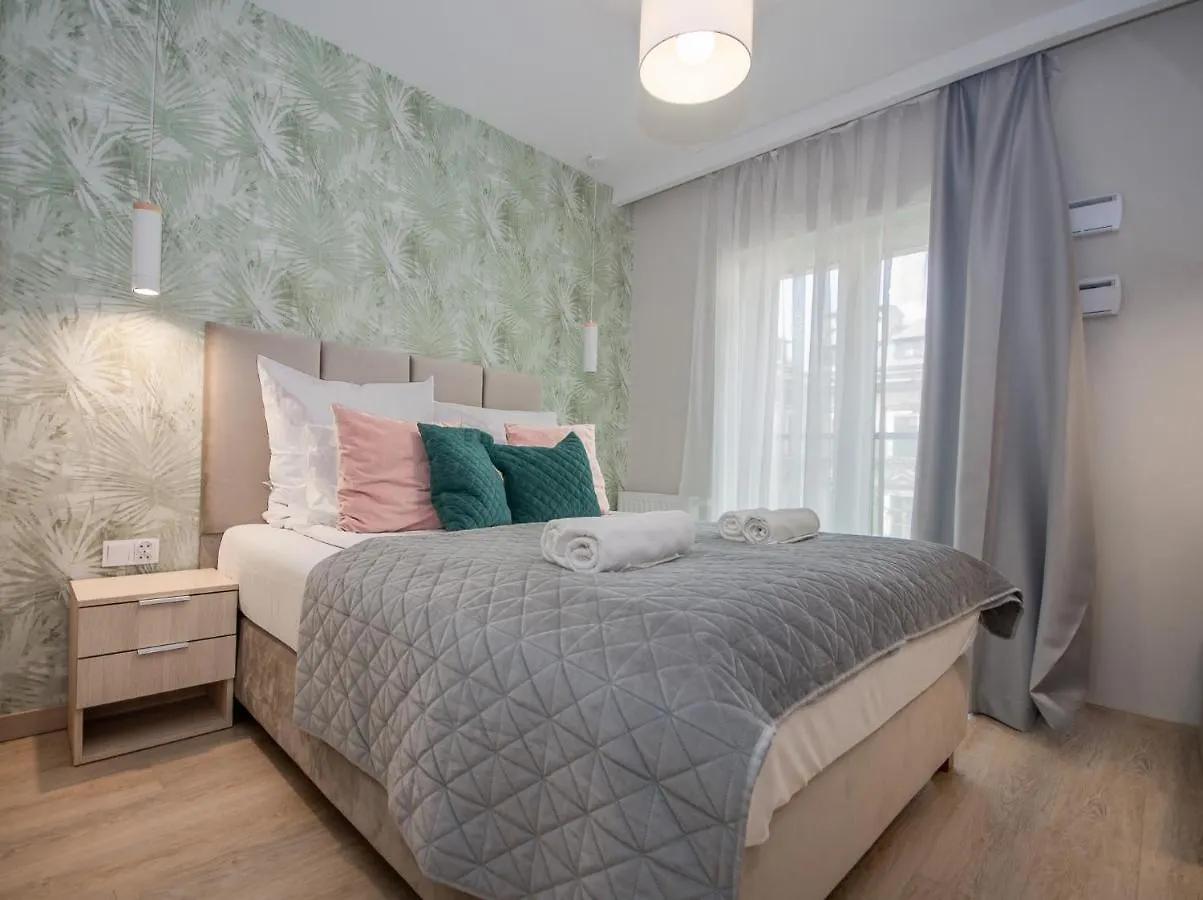 Inpoint Apartments G11 Near Old Town & Kazimierz District & Parking Option Krakow