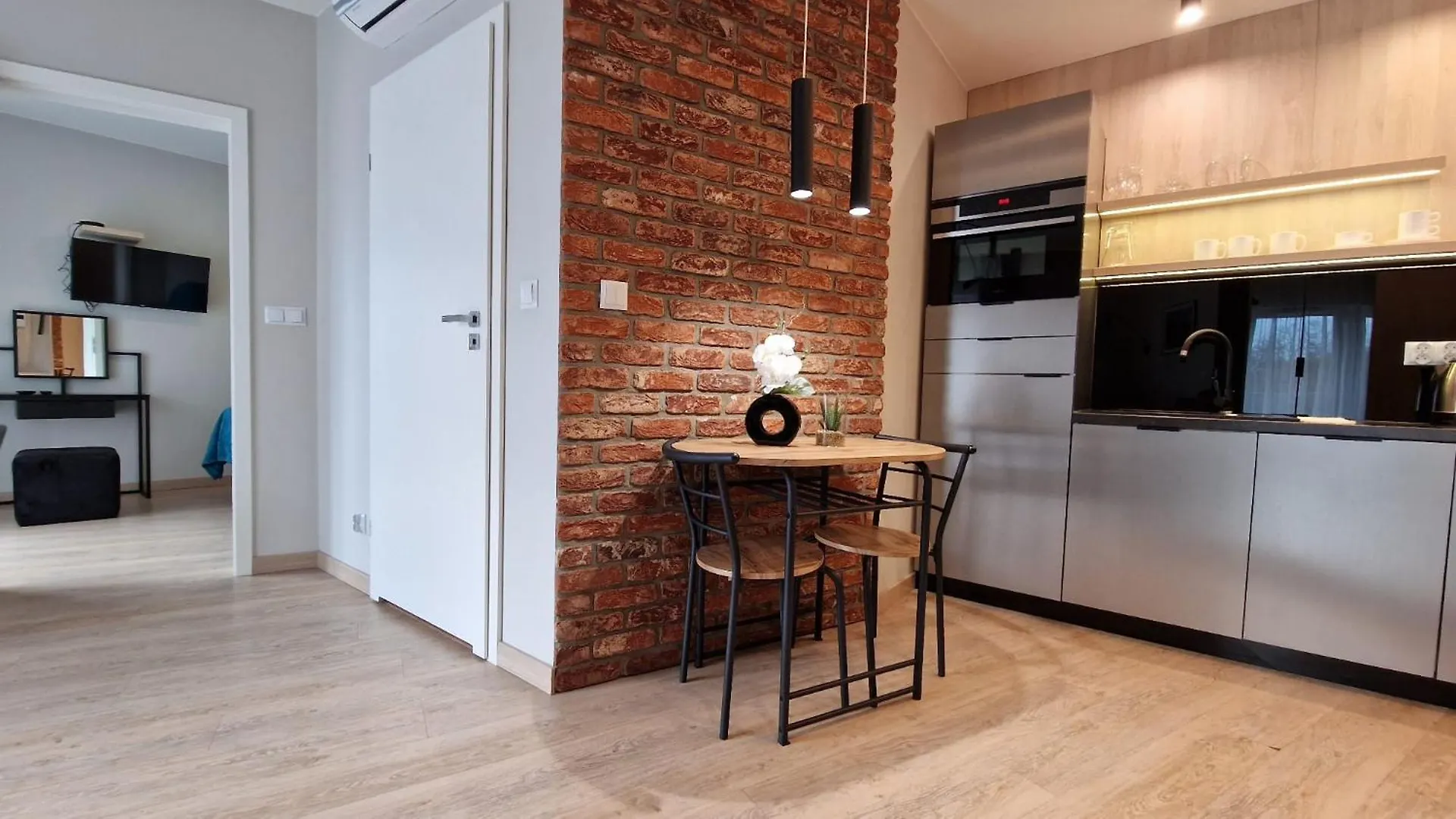 Inpoint Apartments G11 Near Old Town & Kazimierz District & Parking Option Krakow